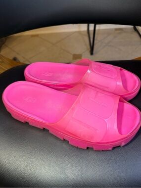 Ugg Sandals Women's Sz 8B Jella Slides Dragon Fruit Hot Pink Jelly Platform